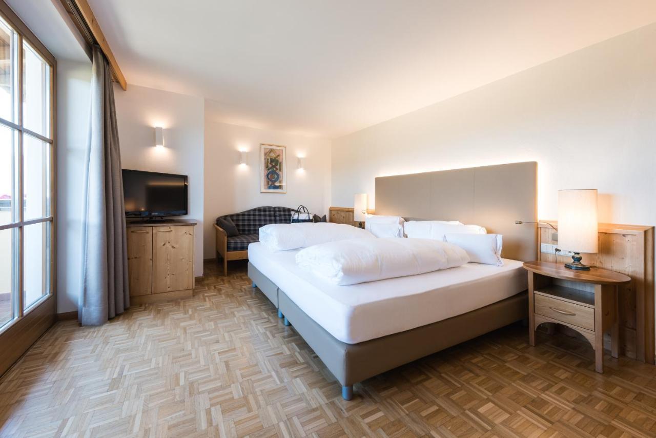 Hotel Alpenflora Castelrotto Exterior photo