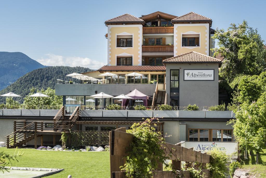 Hotel Alpenflora Castelrotto Exterior photo